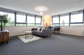 Lovely 2 Bedroom Modern Apartment Manchester